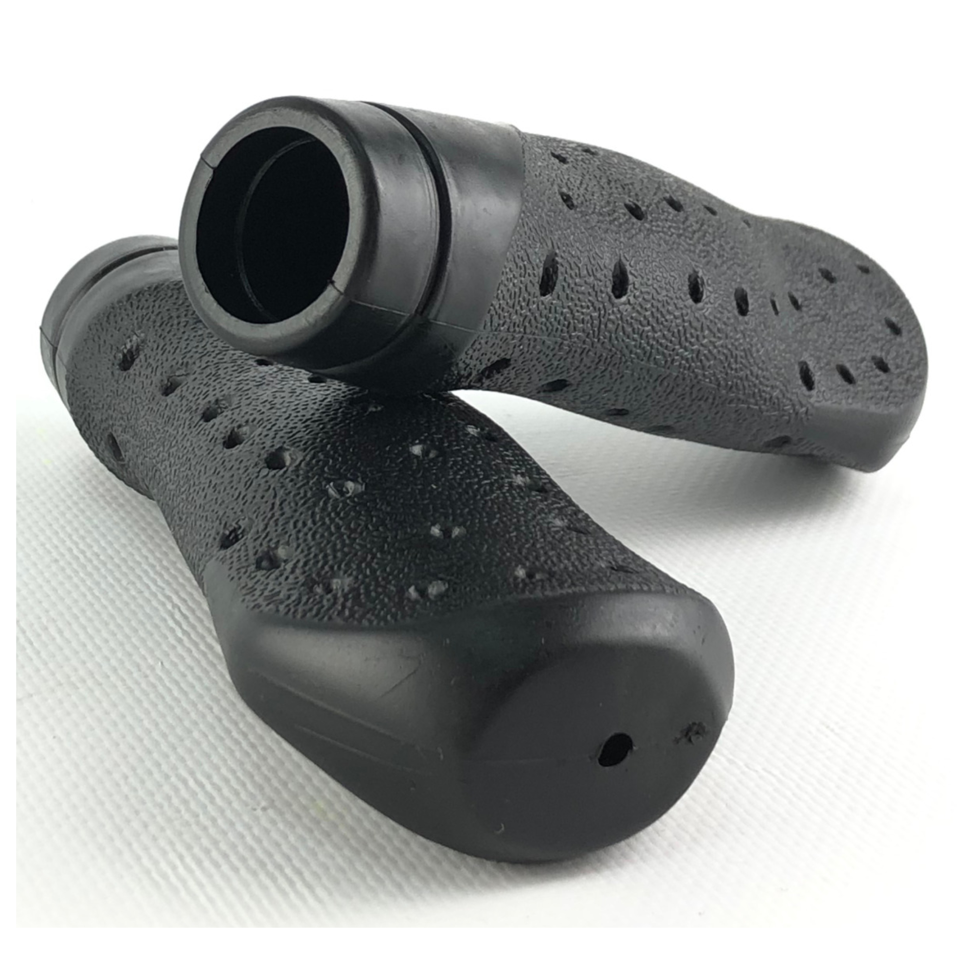 Аксессуар * Грипсы эргономические MG-32 120 мм чёрные
